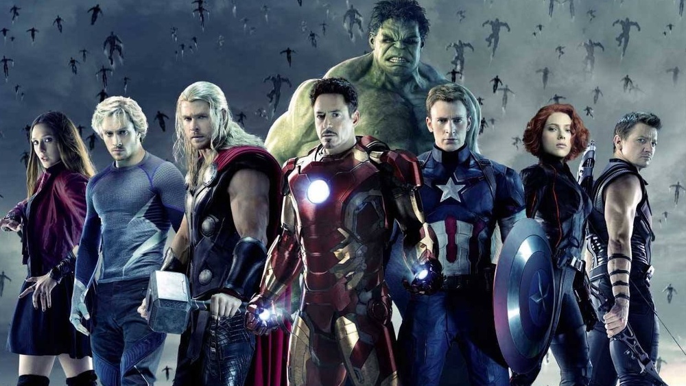 {REEL REVIEWS} THE AVENGERS: AGE OF ULTRON FILM REVIEW: RIDICULOUSLY LARGE CAST: ASSEMBLE!  The 