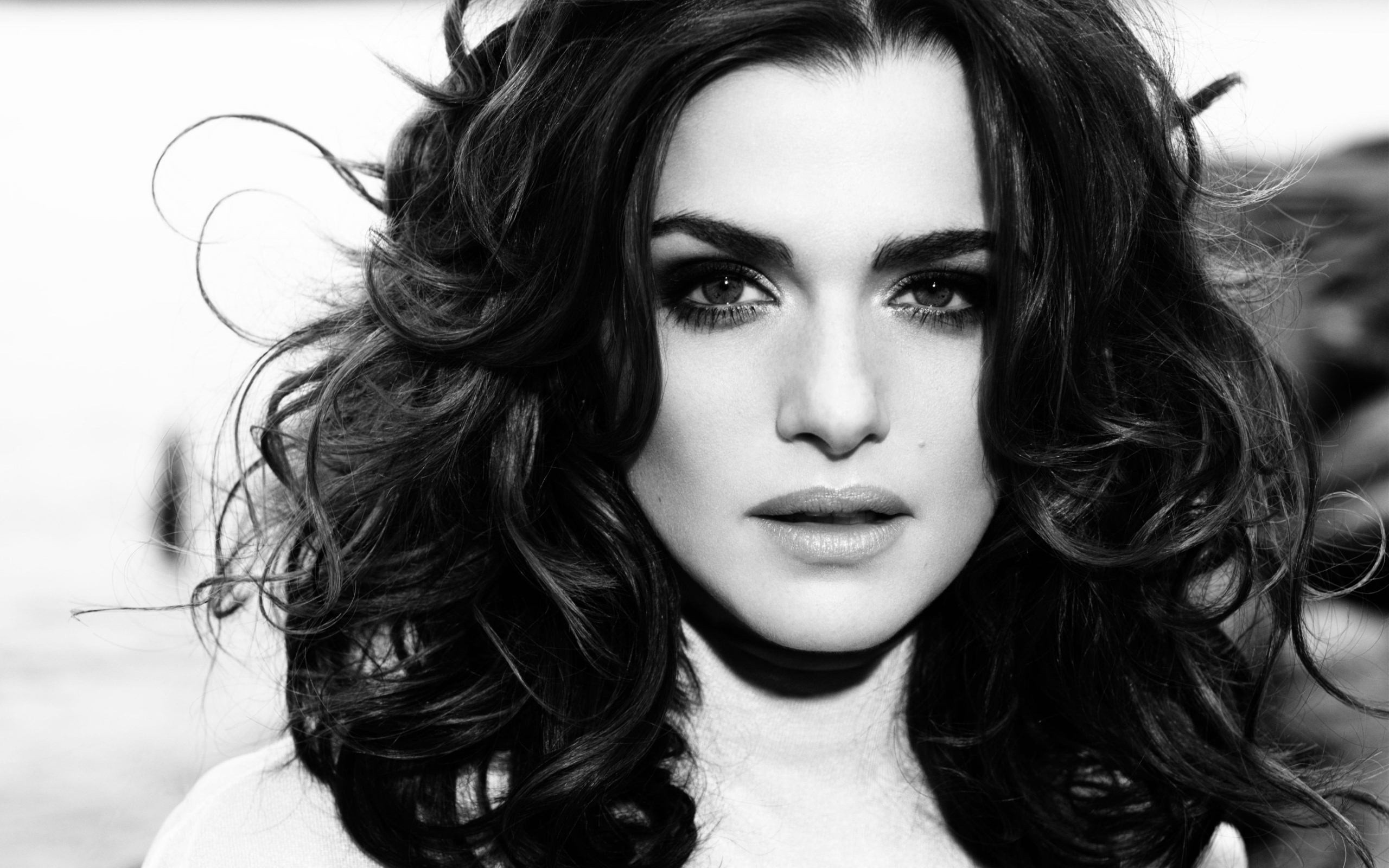 rachel-weisz-02