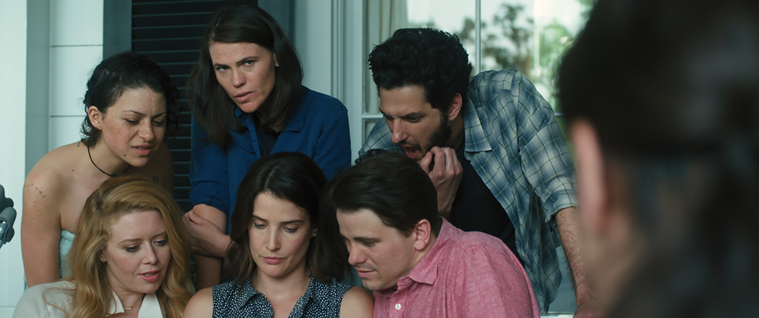 000070.26549.16613_Intervention_still2_AliaShawkat_NatashaLyonne_CleaDuVall_CobieSmulders_JasonRitter_BenSchwartz__byPollyMorgan