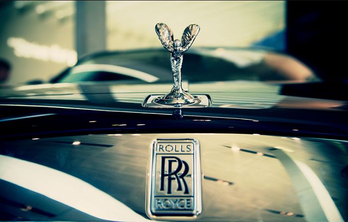 rolls-royce-logo