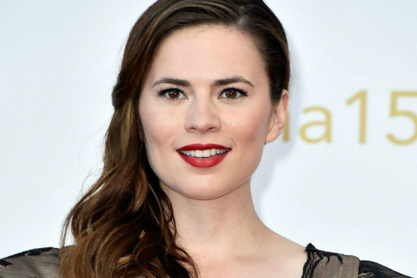 hayley-atwell-crop