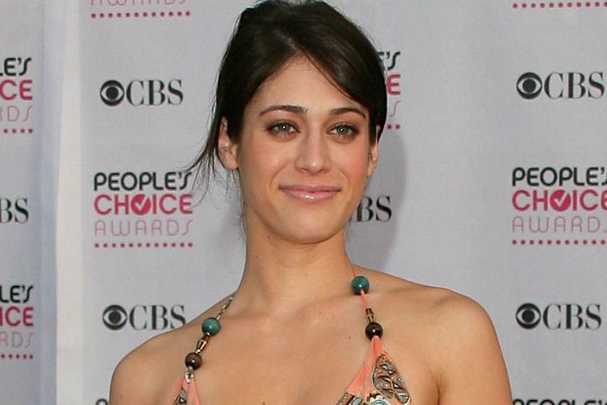 lizzy-caplan cropped