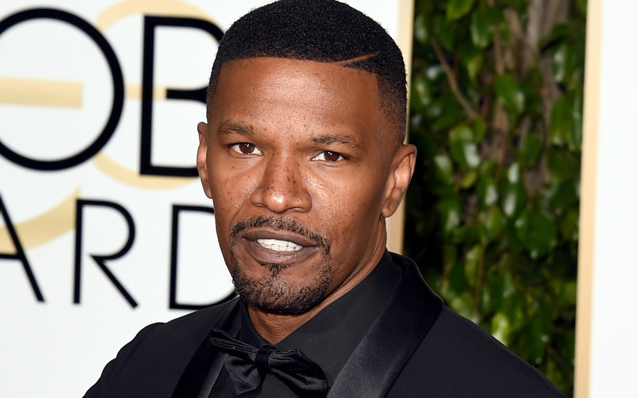 161001-news-golden-globes-jamie-foxx