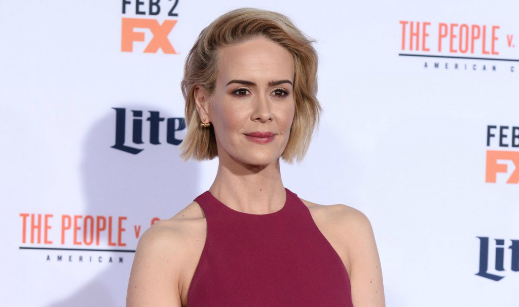 sarah-paulson-at-american-crime-story-the-people-v.o.j.-simpson-premiere-01-27-2016_1