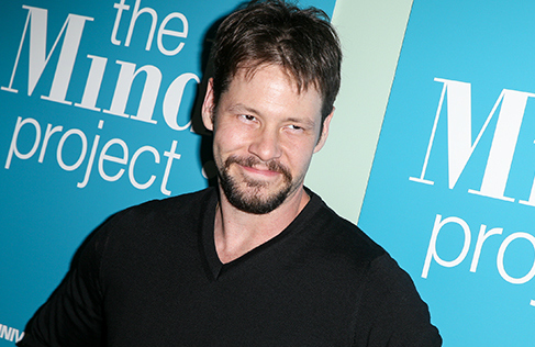 ike-barinholtz