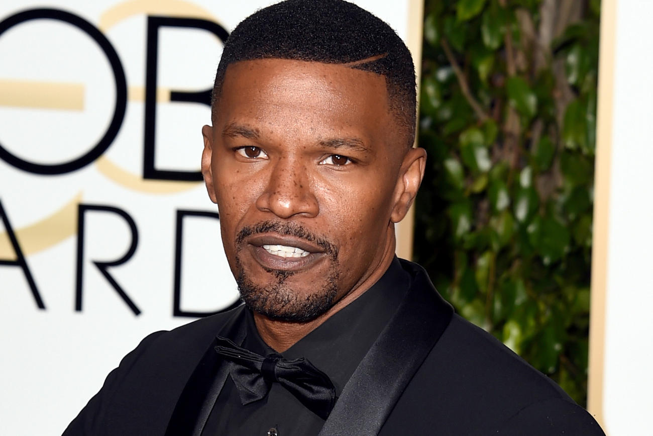 161001-news-golden-globes-jamie-foxx