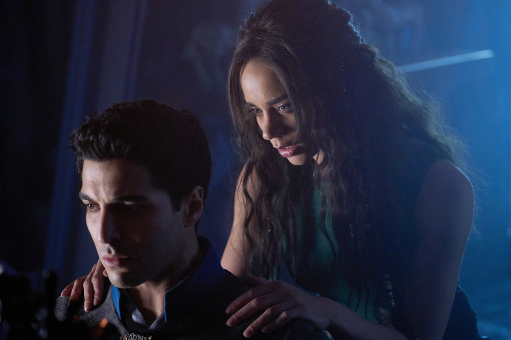 KILLJOYS -- "I Love Lucy" Episode 206 -- Pictured: (l-r) Keon Alexander as Sam Romwell, Hannah John-Kamen as Dutch -- (Photo by: Steve Wilkie/Syfy/Killjoys II Productions Limited)