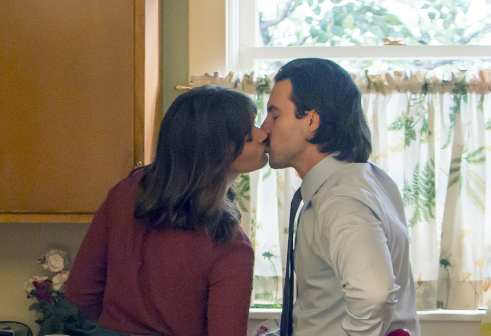 THIS IS US -- "The Big Three" Episode 102 -- Pictured: (l-r) Mandy Moore as Rebecca, Milo Ventimiglia as Jack -- (Photo by: Ron Batzdorff/NBC)