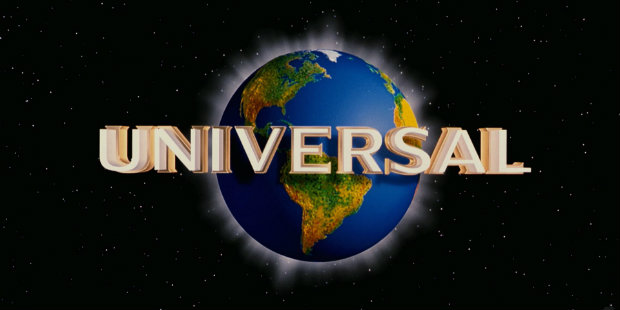 universal-studios-bannner