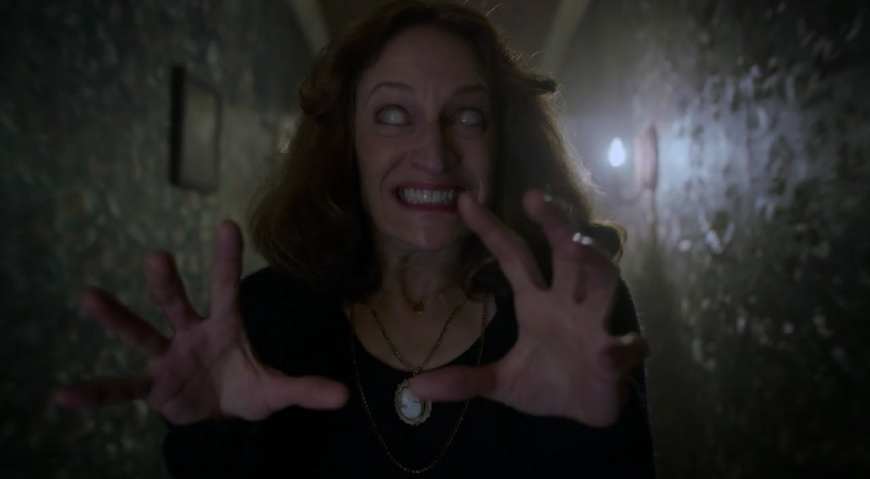 ASH VS EVIL DEAD Review "Trapped Inside" The Tracking Board