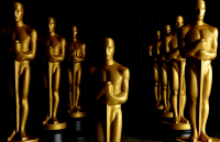 Academy-Awards-Statues