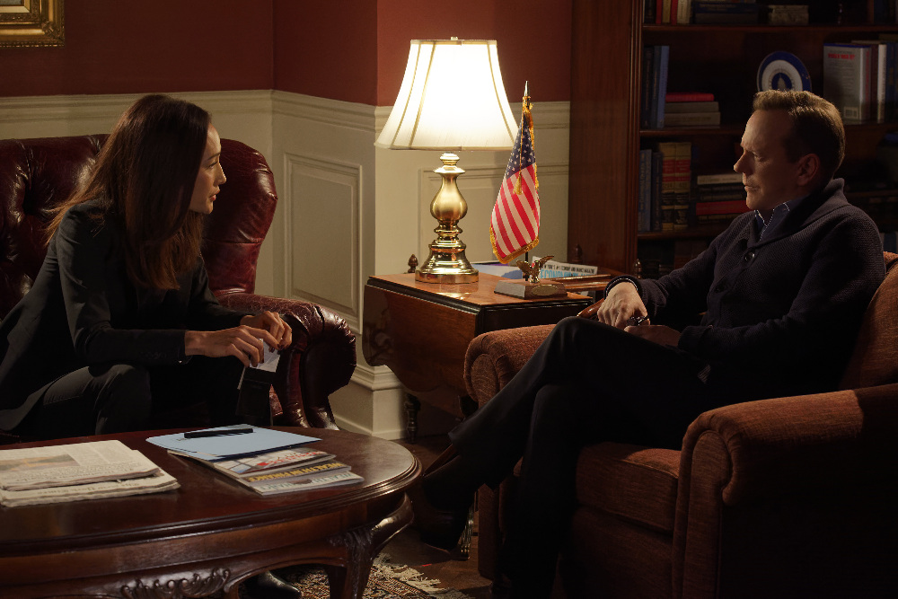 DESIGNATED SURVIVOR - "Backfire"- An investigative journalist shocks the White House when he reveals classified information during a press briefing and leaves Seth struggling to contain the damage from the leaked story. Meanwhile, Hannah unearths a key connection between MacLeish and the conspiracy, on ABC's "Designated Survivor," WEDNESDAY, MARCH 22 (10:00-11:00 p.m. EDT). (ABC/Ben Mark Holzberg) MAGGIE Q, KIEFER SUTHERLAND