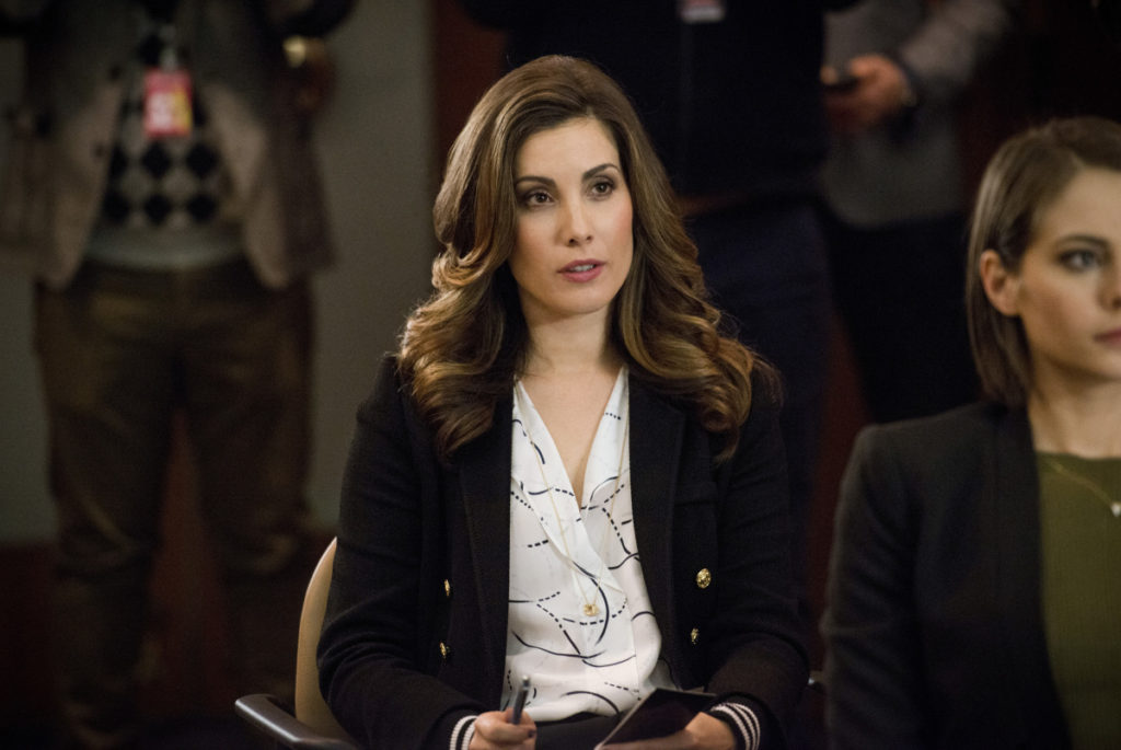 Arrow -- "Fighting Fire With Fire" -- Image AR515b_0181b.jpg -- Pictured: Carly Pope as Susan Williams -- Photo: Diyah Pera/The CW -- ÃÂ© 2017 The CW Network, LLC. All Rights Reserved.