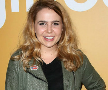 db-Mae-Whitman