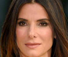 db-Sandra-Bullock-Cash-Truck