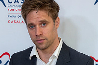 shaun sipos small