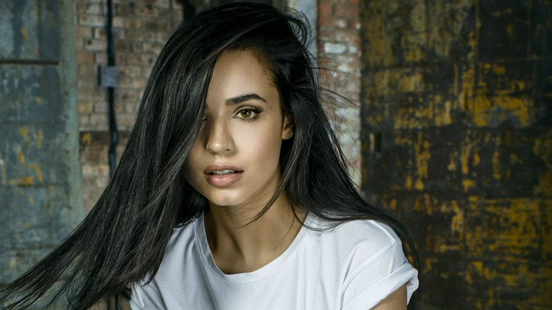 sofia carson